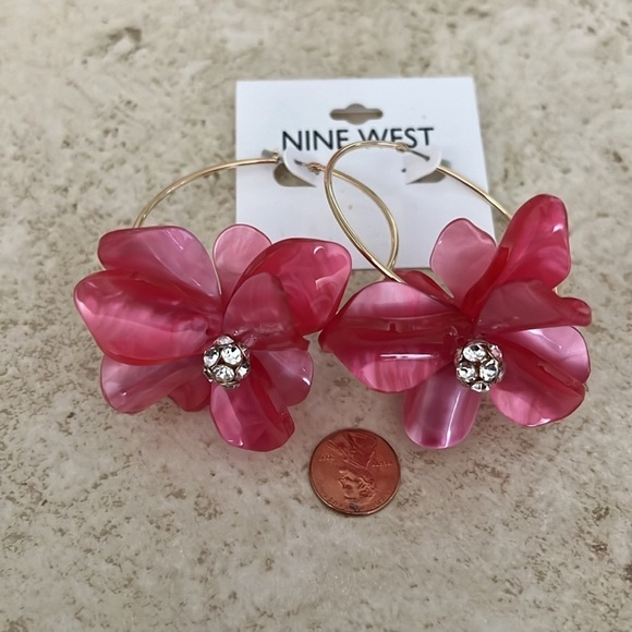 Nine West Lucite Rhinestone Hoop Earrings NWT - Picture 3 of 5